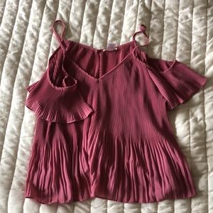 Blush Cold Shoulder Top 🥰